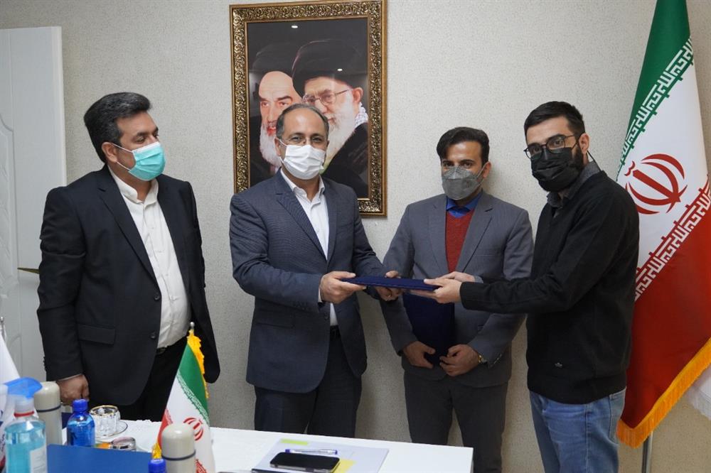 امضای تفاهم نامه تهیه لوازم التحریر برای دانش آموزان بوشهری